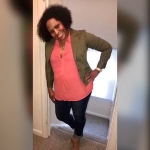 Meet your Posher, Janika